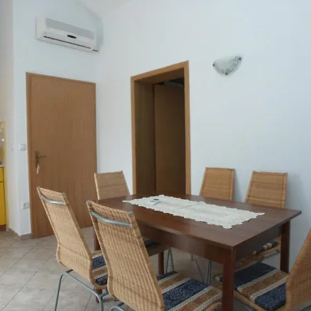 2354e Crikvenica